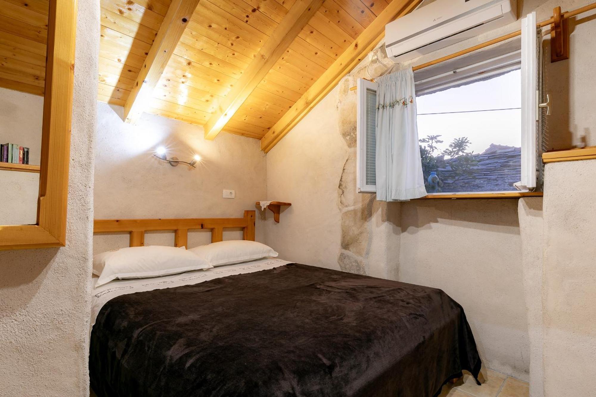 Stone House Harmony Apartment Zrnovo Exterior photo