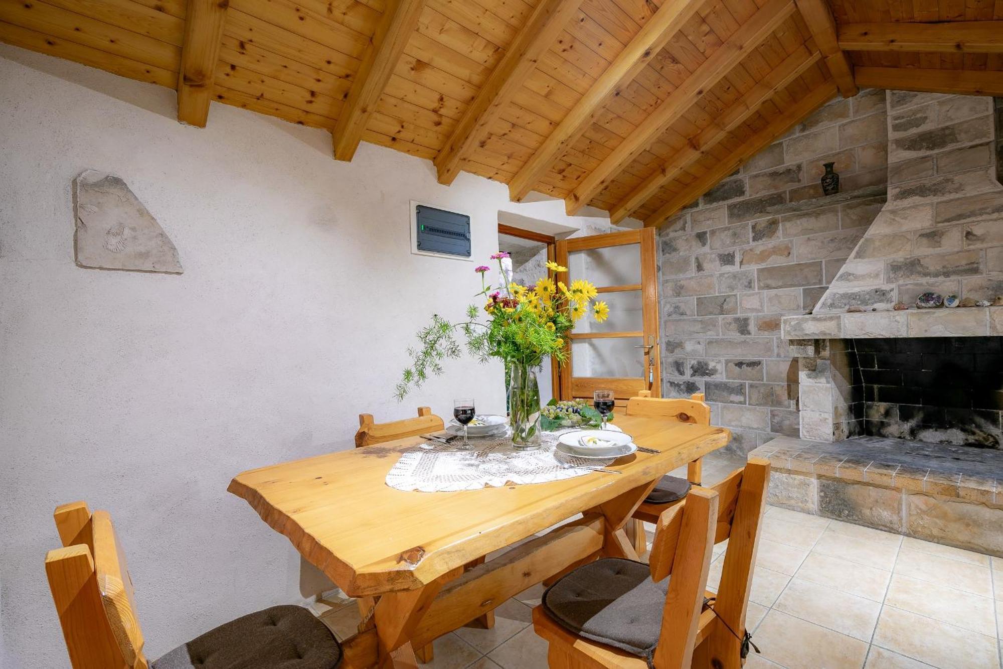 Stone House Harmony Apartment Zrnovo Exterior photo