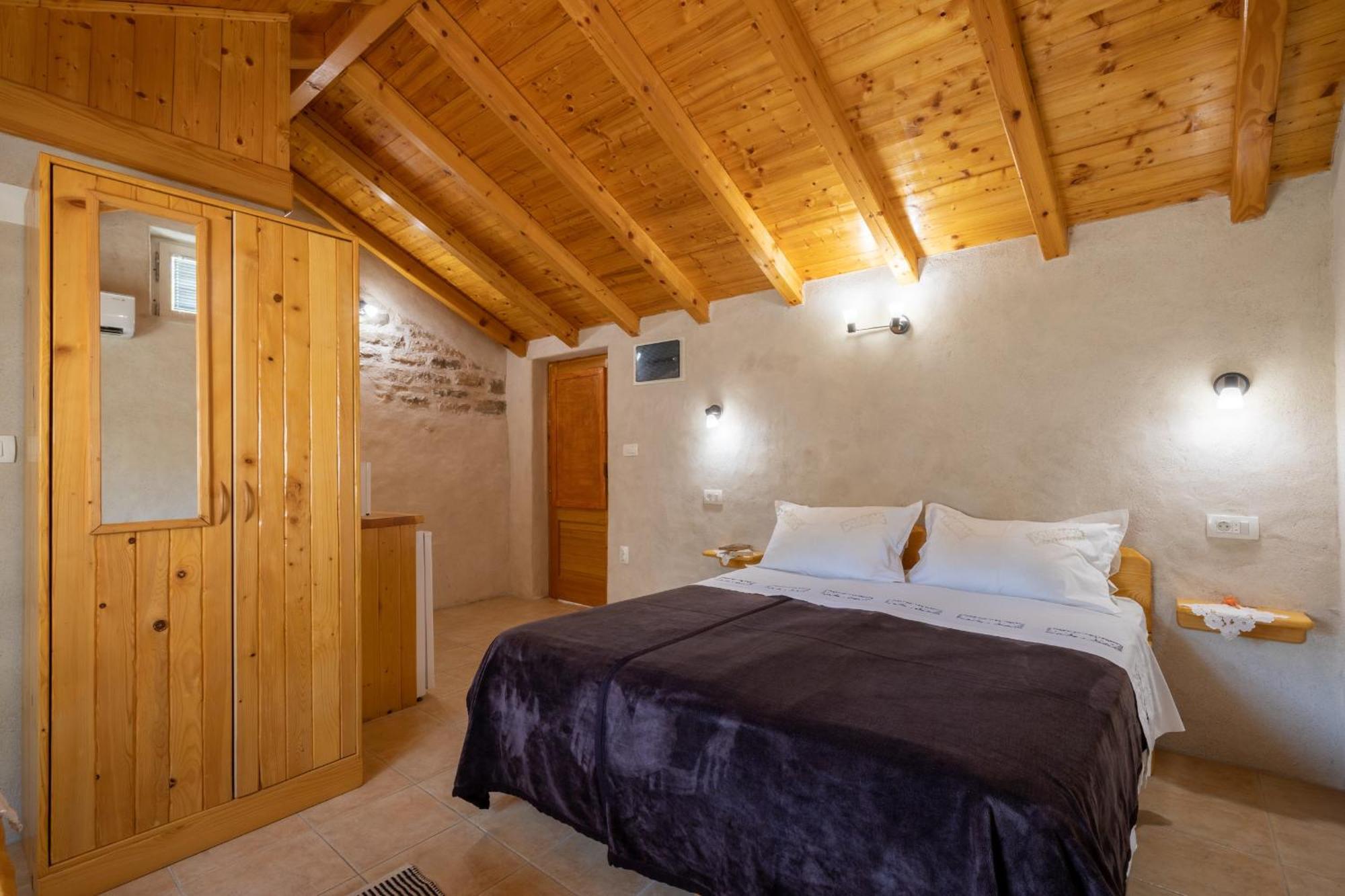 Stone House Harmony Apartment Zrnovo Exterior photo